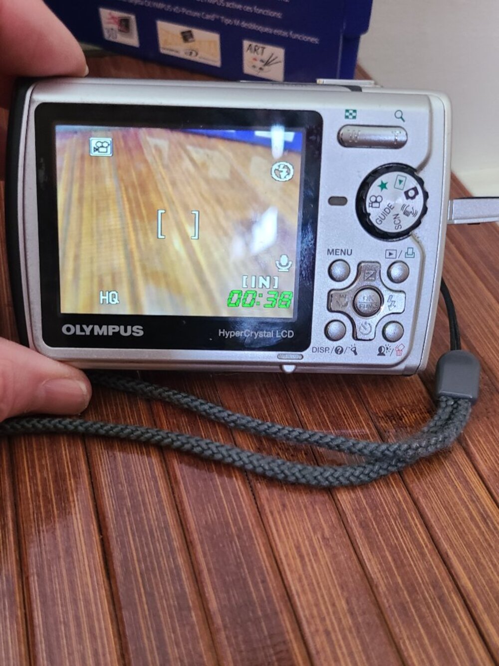 Olympus Stylus 790 SW Digital Camera 7.1MP Waterproof -Complete & Works